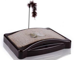 猫抓板材质的选择与比较（探讨不同材质猫抓板的优势与劣势，为你的猫咪选择最佳刮抓体验）